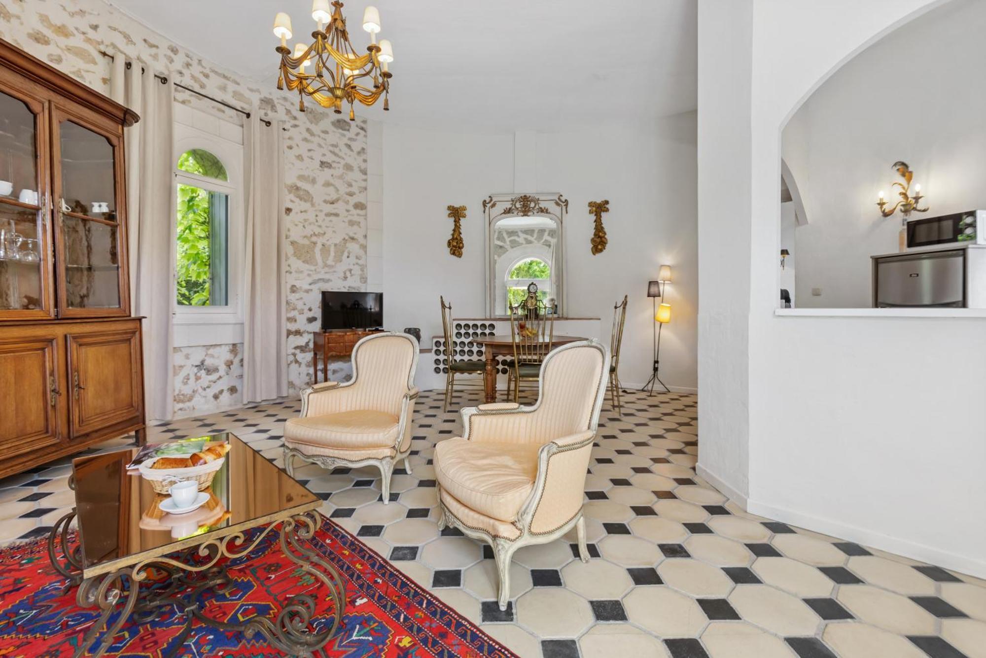 Servian Chateau Hermitage De Combas 아파트 호텔 객실 사진